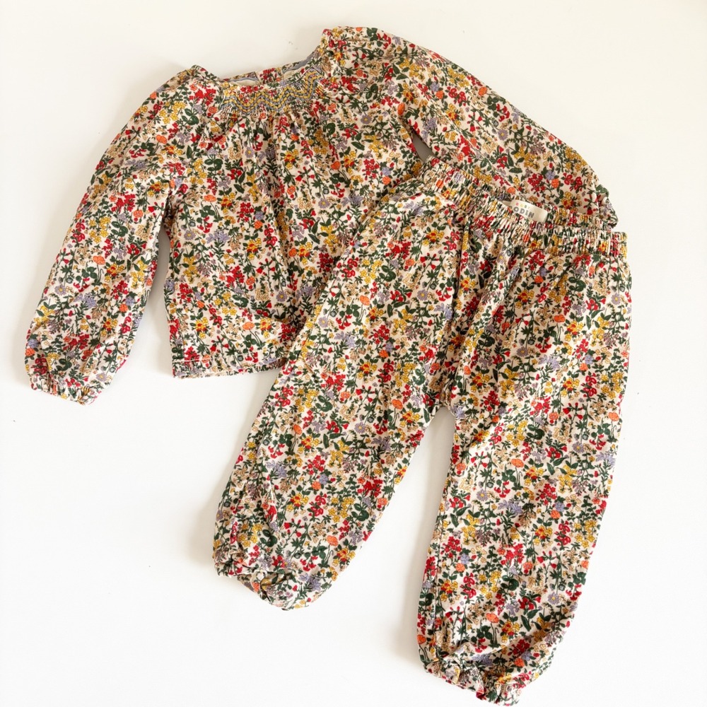 Baby Boden Toddler Girl Floral Smocked Corduroy Cottagecore Top Pants Set 18-24M